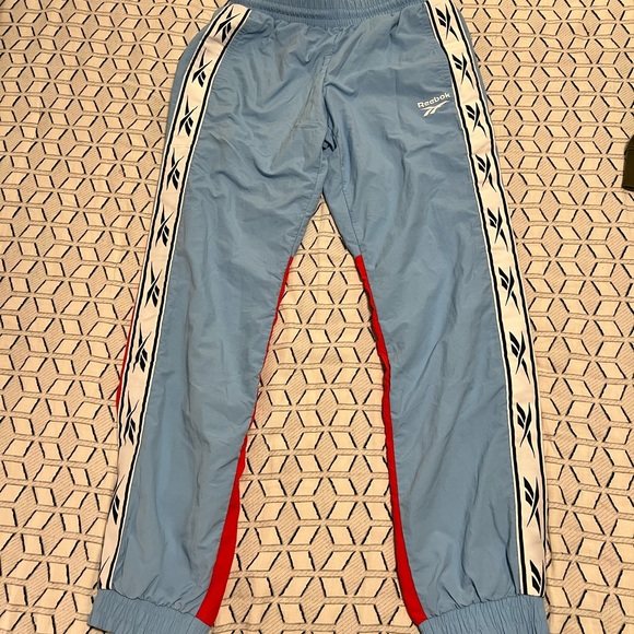 Reebok pants - Picture 2 of 4